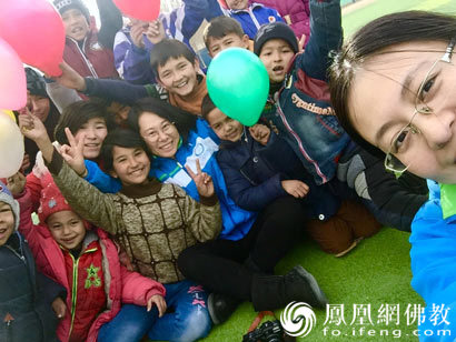 大爱超越语言：北京仁爱志愿者*疆新**慈善行动纪实