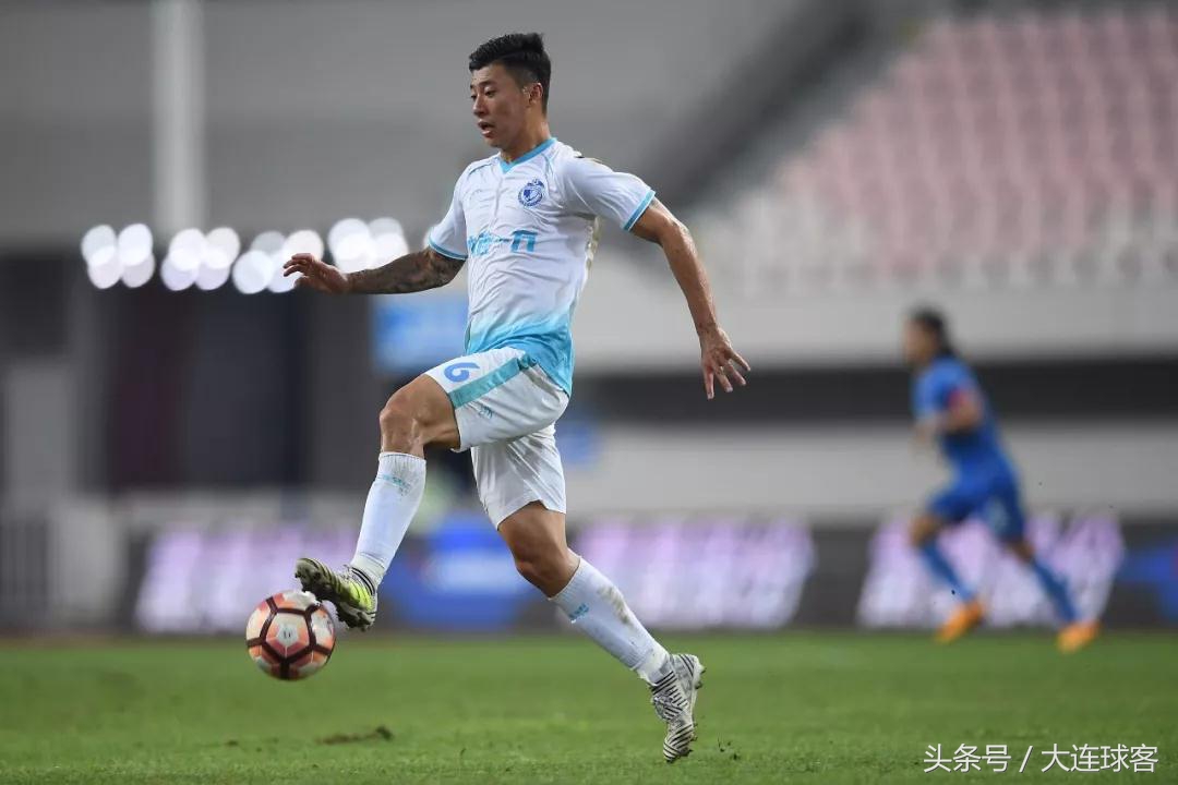 纹身不明显地方图,为什么足球队员可以纹身