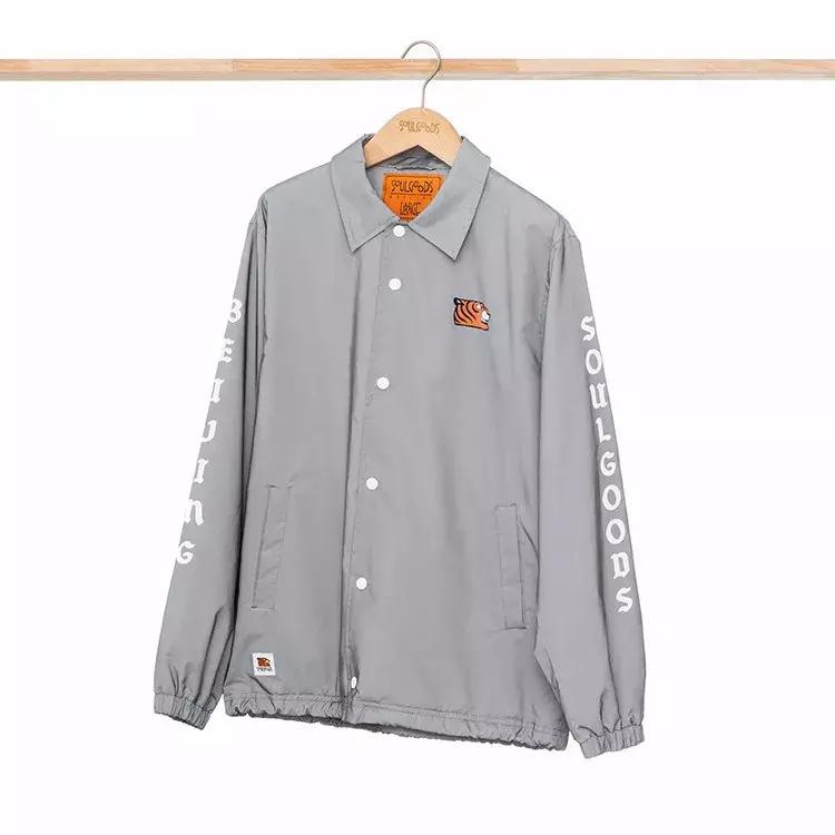 教练，我还想买一件你的夹克