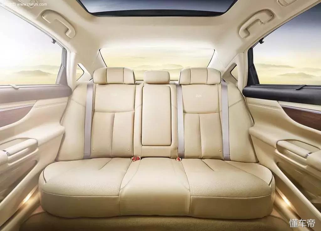 十代半雅阁绞牙避震舒适度,八代雅阁车长舒适度怎么样