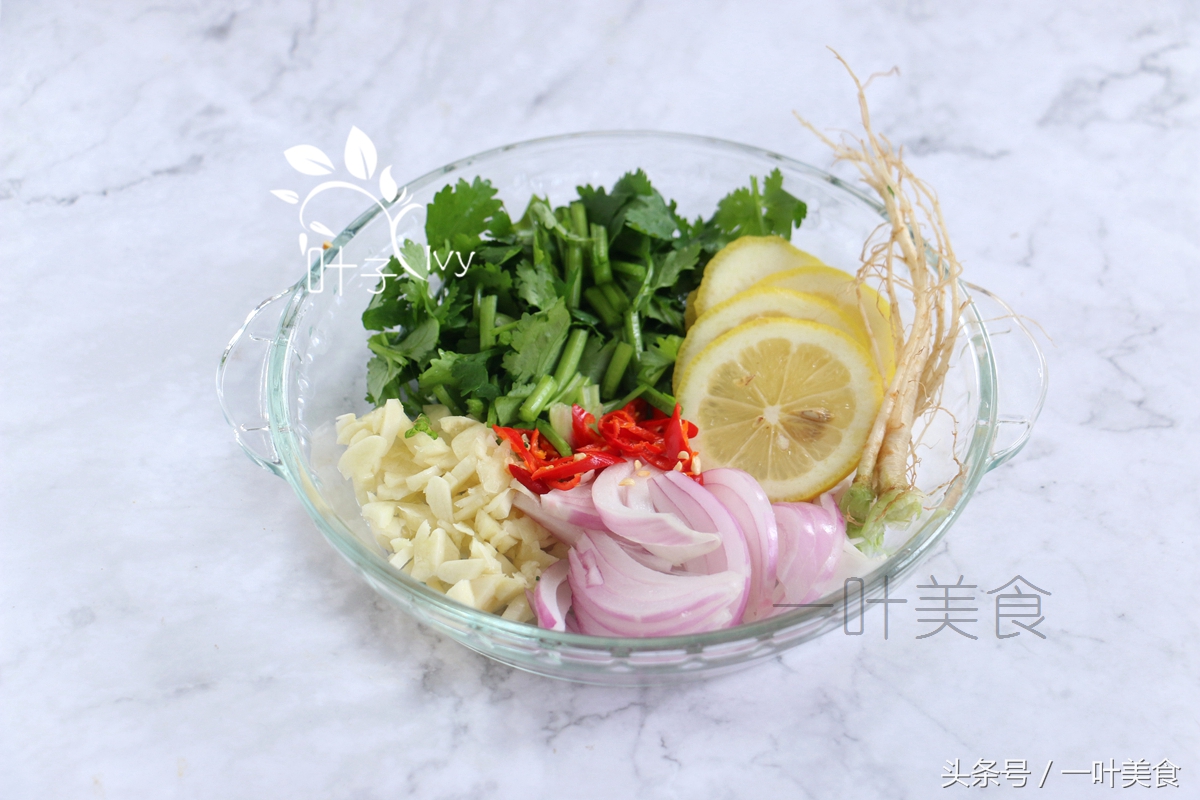 大厨招牌凤爪制作视频,大厨泰国泡椒凤爪最正宗的做法