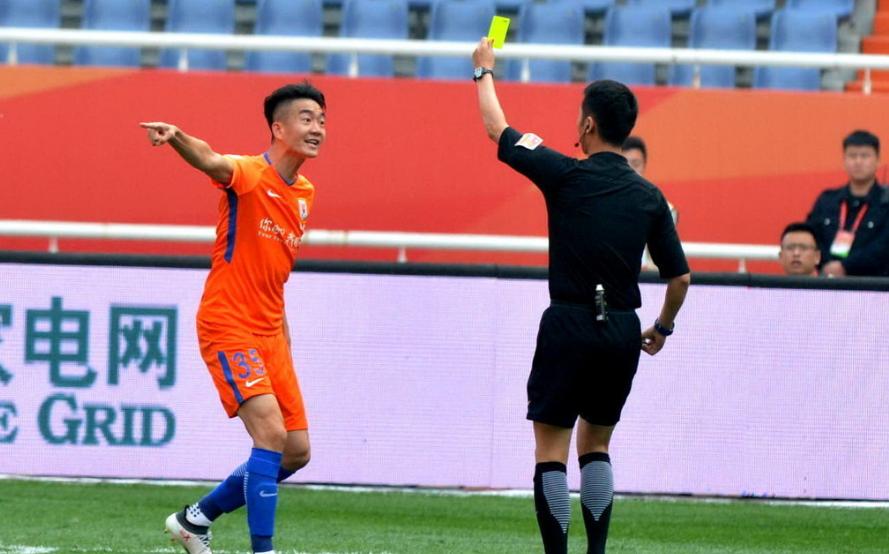 山东鲁能后防线集体思考人生,贵州恒丰笑纳赛季首胜