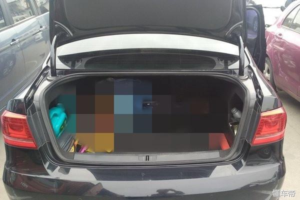 大众迈腾1.8t豪华型13年,13款迈腾1.8tsi舒适型