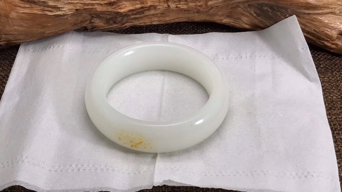 极品羊脂白手镯,顶级糖色羊脂玉手镯