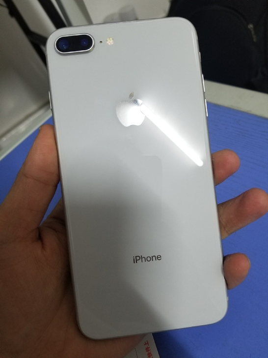 美版iphone8plus值得买吗,iphone8plus美版官解价格