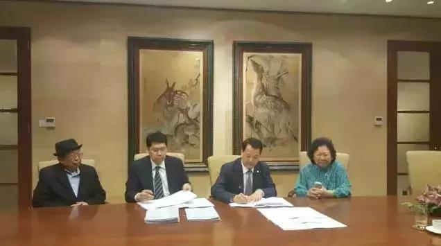 从“轮胎大王”到股改“钉子户”：在创业中传承的佳通林氏家族