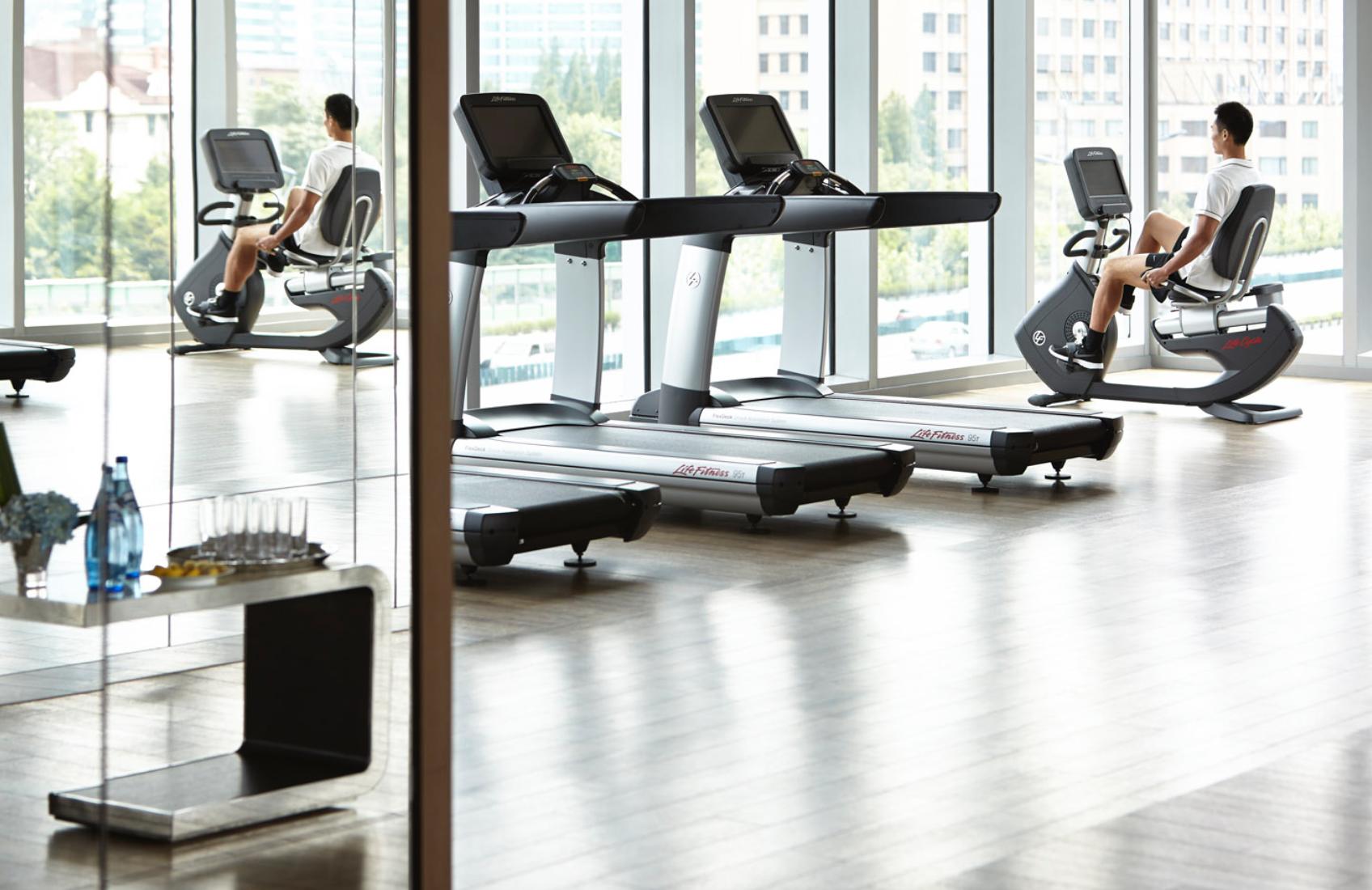 上海静安商圈核心，高端奢华住宿推荐