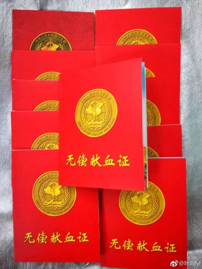 世界最年轻辣妈身材,比基尼走秀夏日套装欧美辣妈