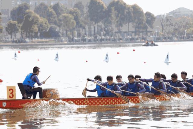 国际名校掐架，拿手的不只是学术，还有肢体……