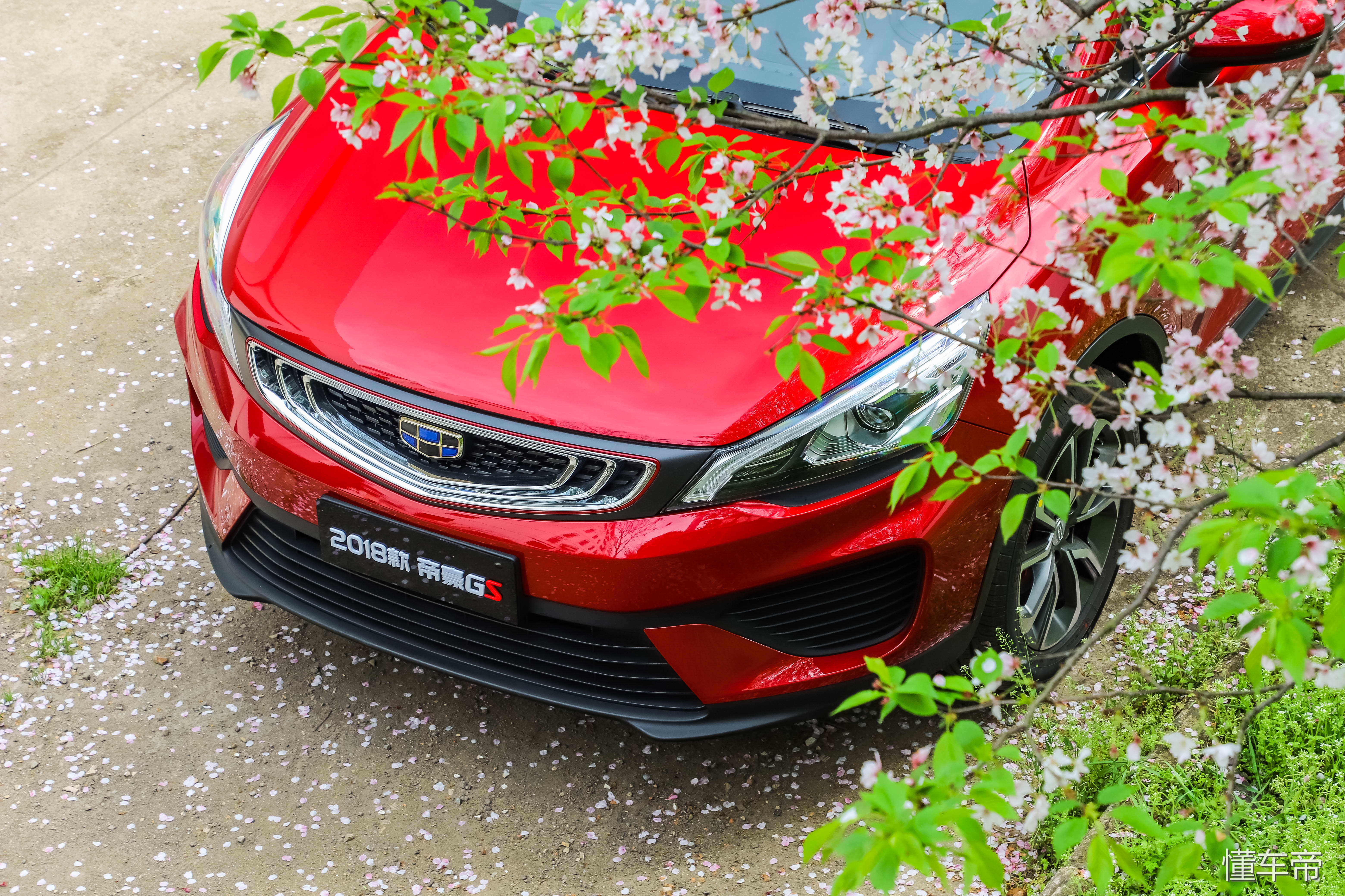 2018年帝豪gs有什么配置,2018款帝豪gs长什么样