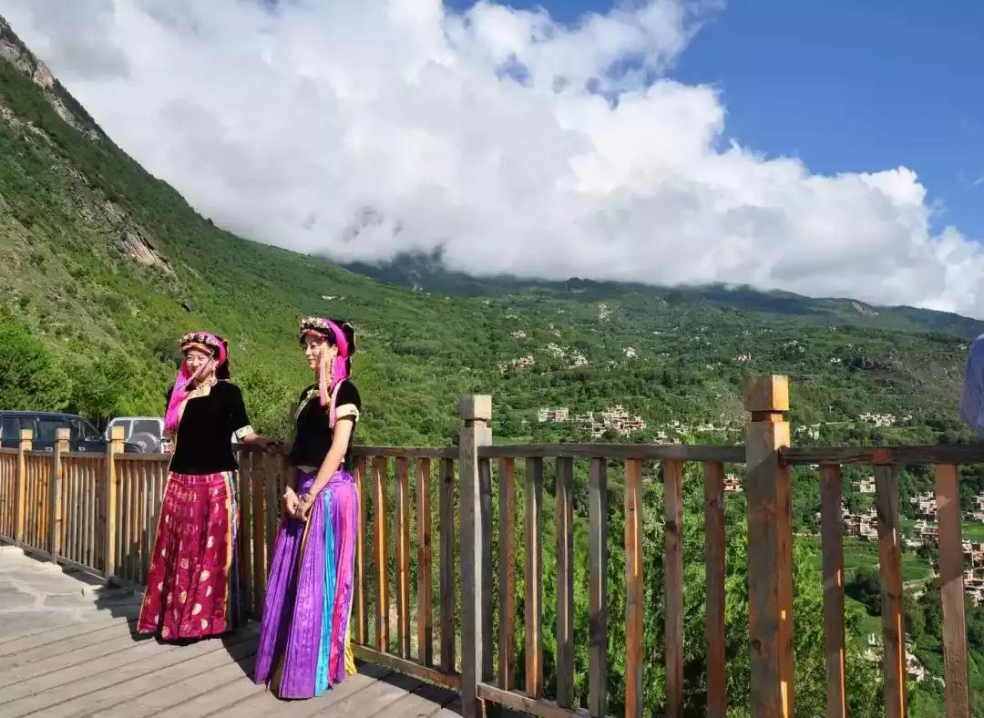 踏春出游四天三晚,四姑娘山五一节值得去吗