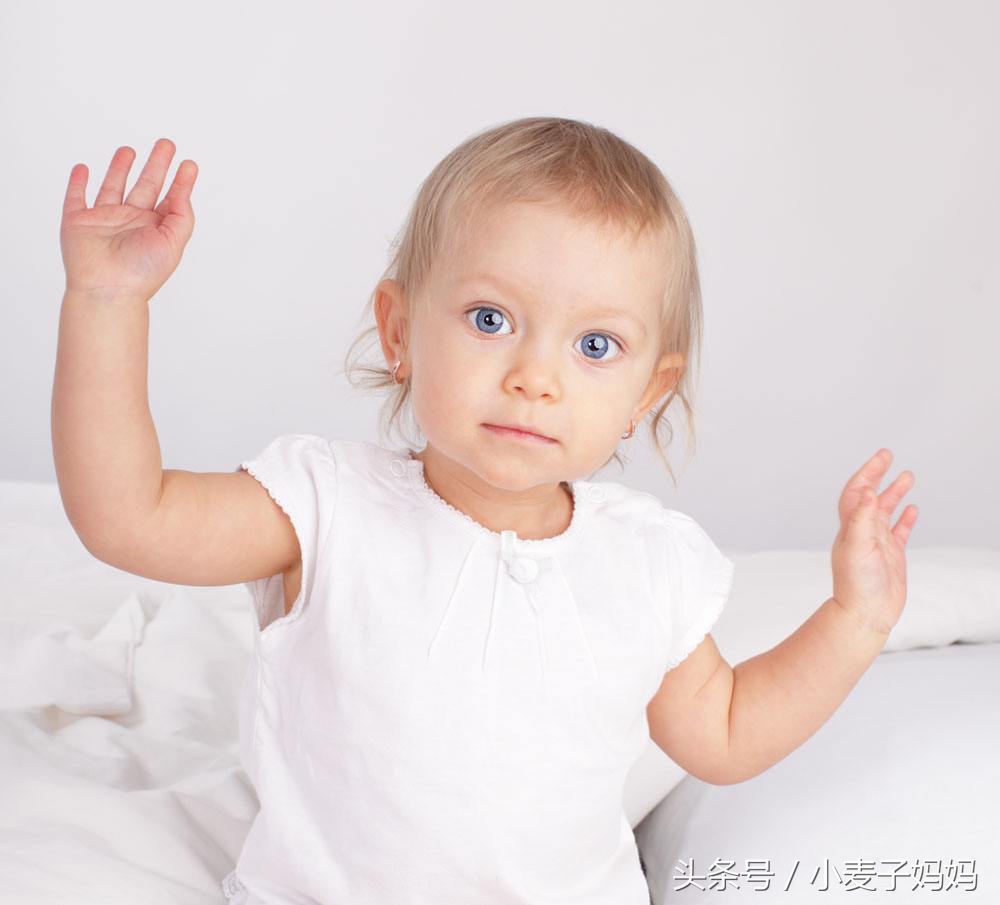 一岁儿童误食一角硬币窒息,防止小孩误食导致窒息的动画