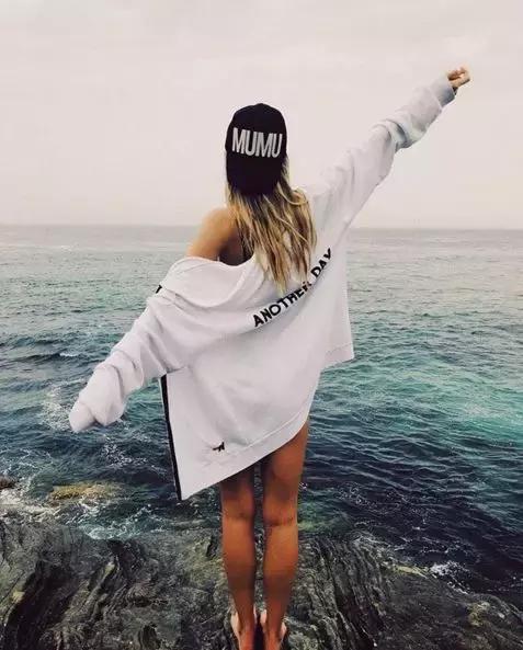 贾斯汀比伯前任赛琳娜,傻脸娜和贾斯汀比伯以前在一起