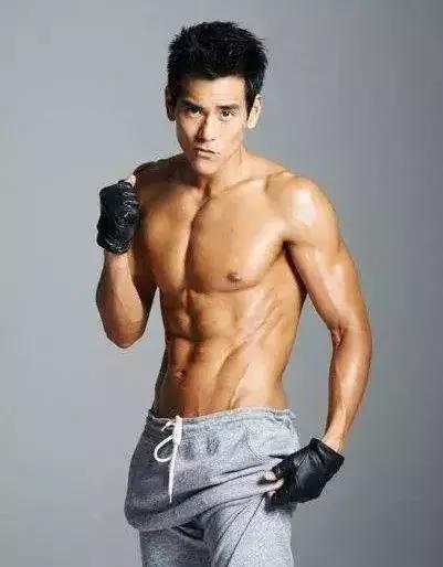 你以为健身,健身后的身材穿啥好看