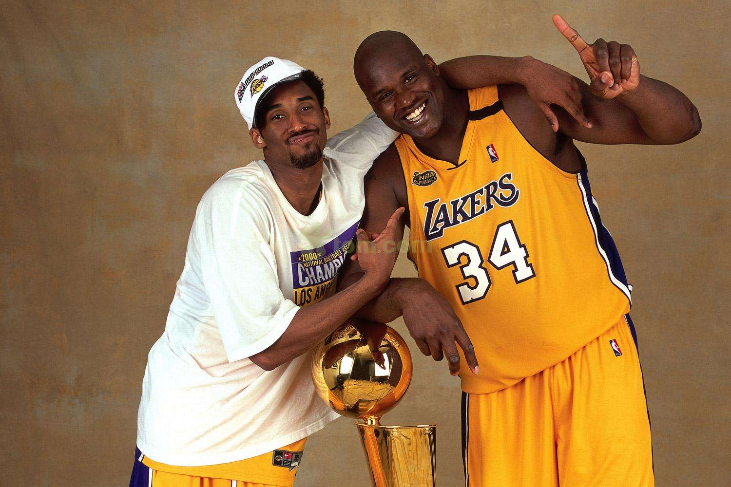 回忆篇从青涩到成熟记忆里的黑曼巴 ----科比战靴系列