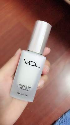 露华浓510和雅诗兰黛420,露华浓225和雅诗兰黛42颜色一样吗