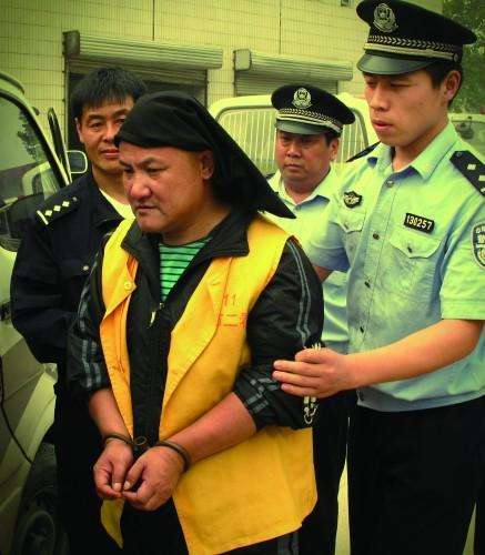 宋老虎封彪刘华强原型故事,征服刘华强为什么不敢打宋老虎