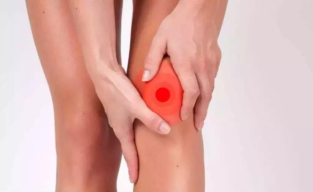 得了类风湿不治疗关节多久会变形,类风湿变形的关节靠锻炼能矫正吗