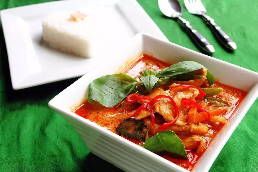 刷我滴卡泰国原版,在泰国必吃的十大美食价格