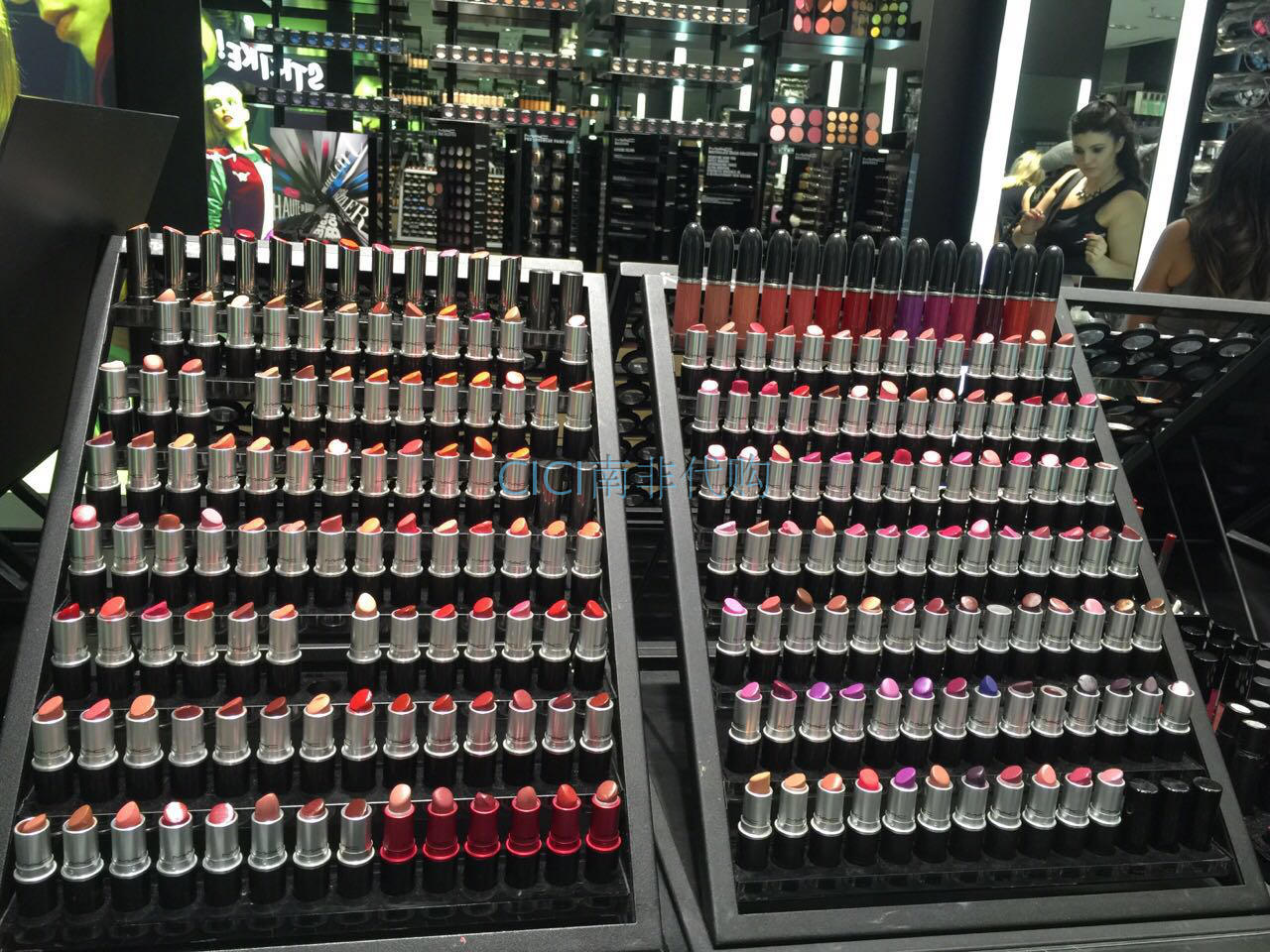 踩雷彩妆,跌落神坛的彩妆