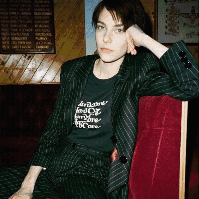 推荐目前为止最爱的一款t恤,新款爆款T恤