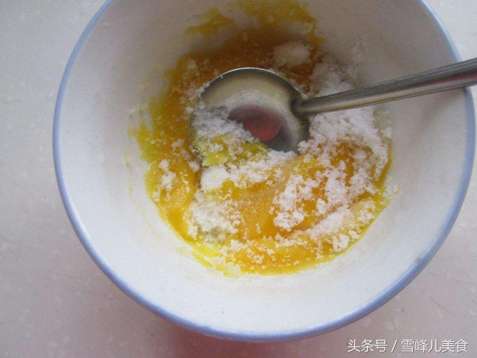 做蛋挞液很简单小朋友也会弄,家常蛋挞液怎么自己调