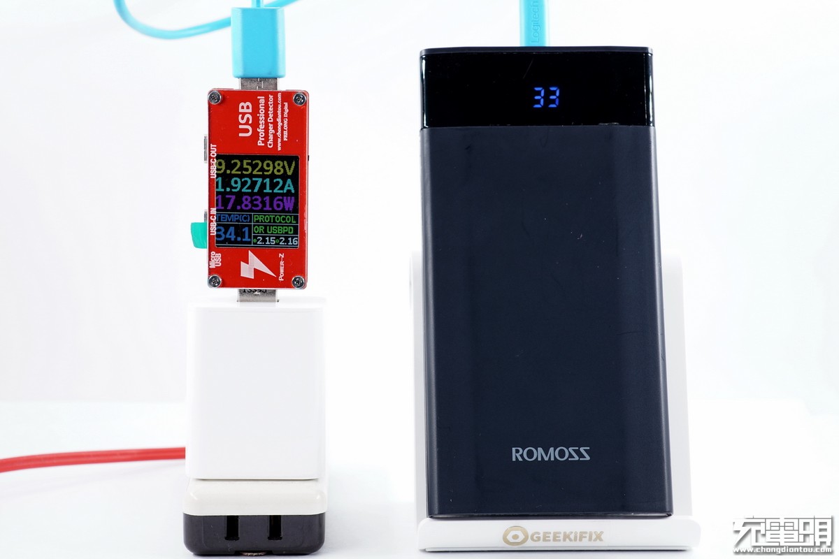 魅族充电器二换一,魅族原装充电器拆解