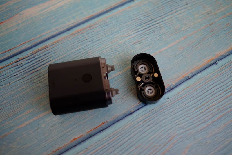 米家百元新品出差必备的掌中剃须刀，飞利浦表示很紧张