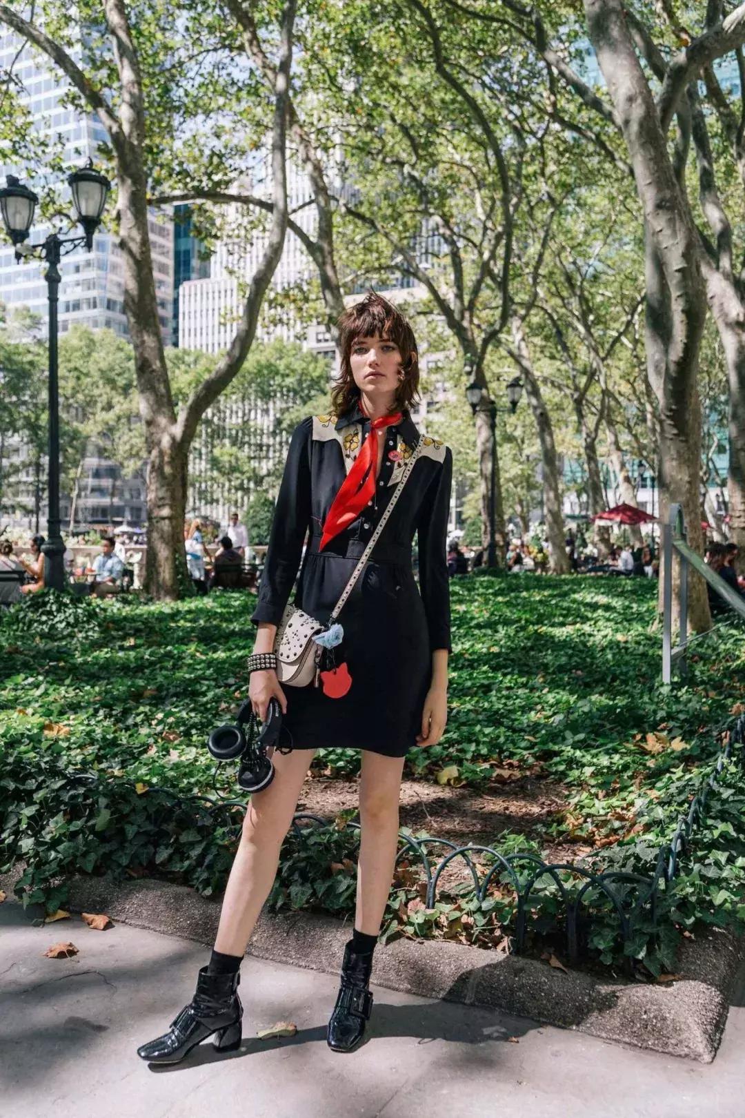 各种丝巾怎么戴,丝巾各种各样戴法