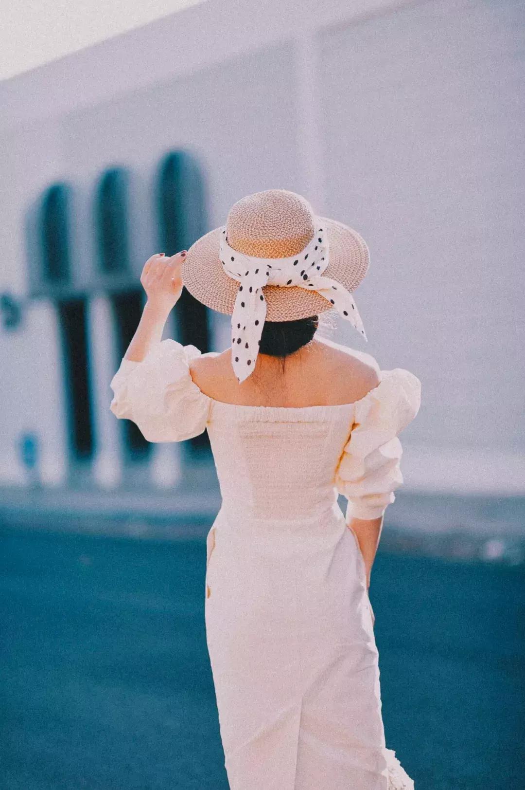 丝巾多种佩戴方式,丝巾的四种佩戴方式