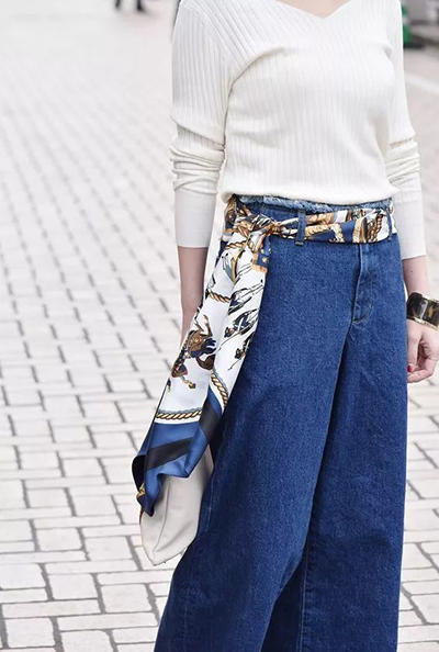 丝巾怎样系才好看？系法好胜过买几百件配饰