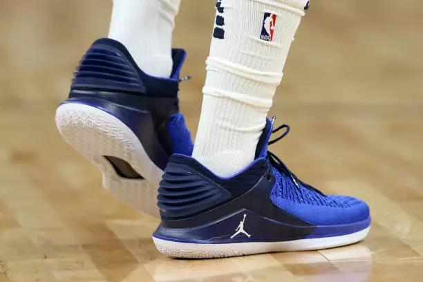 骚韦,骚韦最新投篮视频