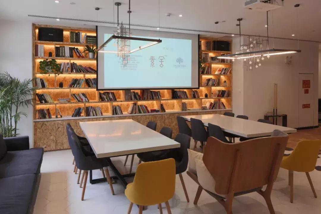 景瑞素舍：离城西银泰城仅400米｜长租公寓测评003