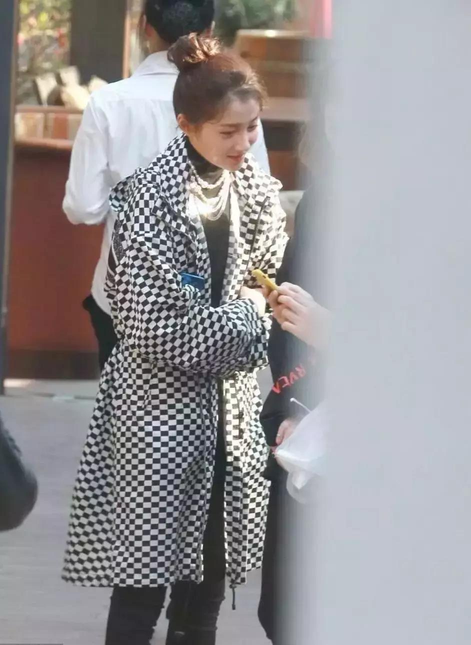 关晓彤为什么看起来很土,关晓彤为什么看起来有点土