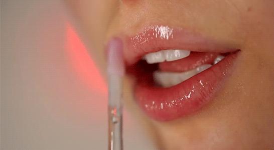 断口红不要扔教你一招正常使用,口红断了怎么涂