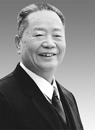 少将中央军委委员、空军司令员往事