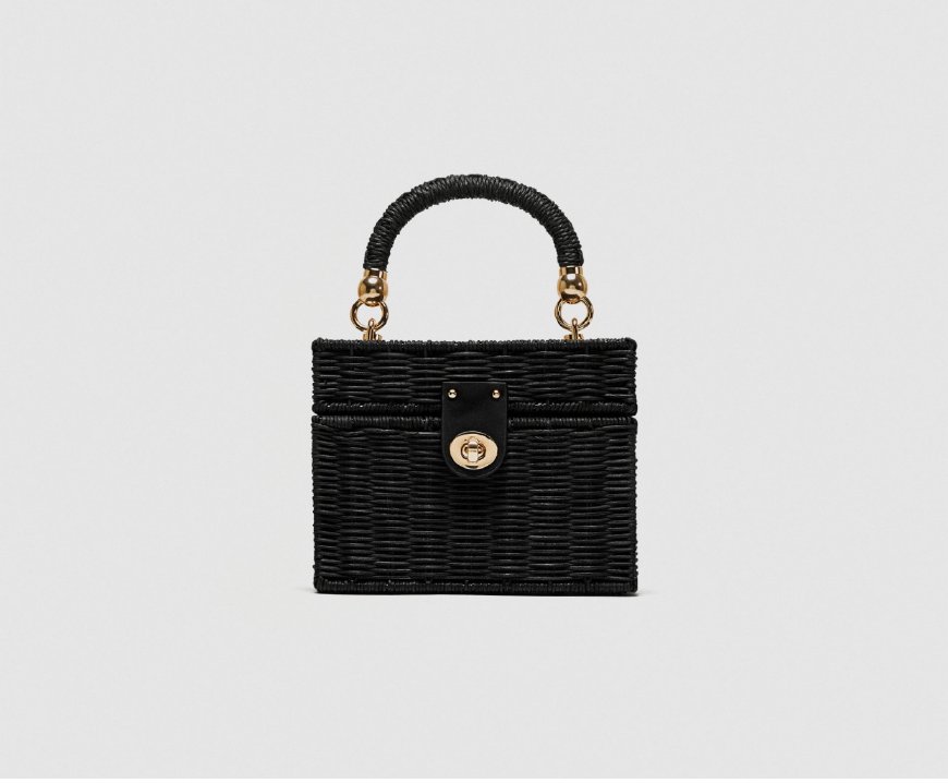 celine草编包颜色有哪些,celine包袋子能配到吗