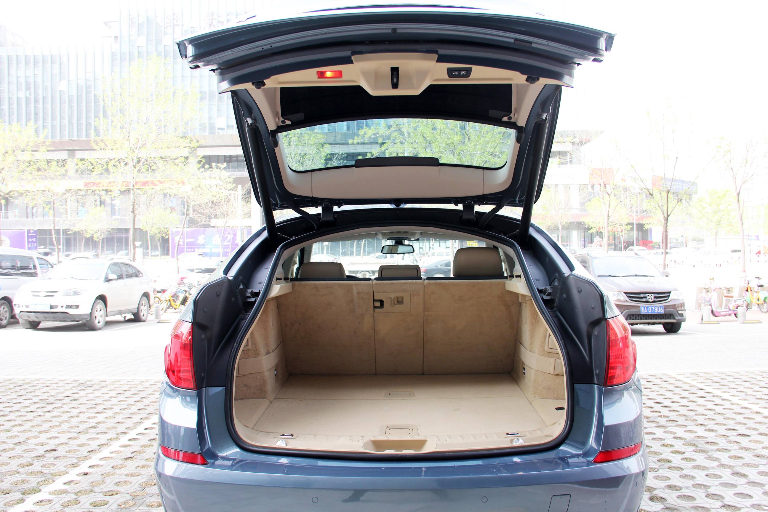 2011年宝马gt535i评测,宝马gt535i最低油耗