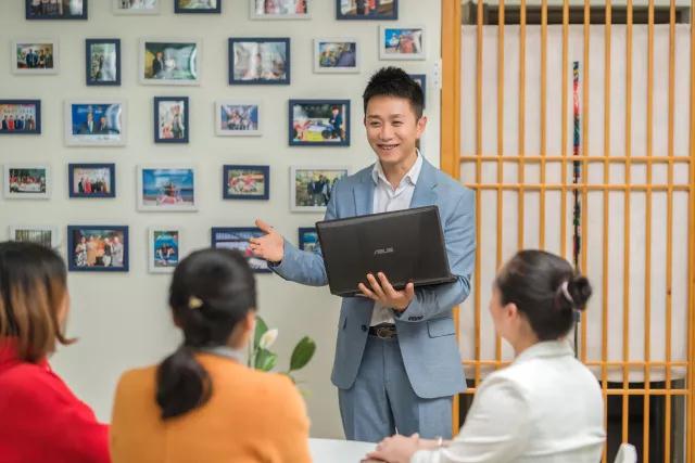 安利最新创业说明会,有什么更简单的创业方法