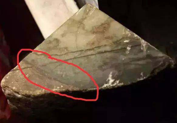 辨别原石真假最简单方法,原石怎么看真假鉴别方法
