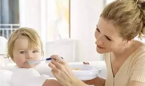 营养师讲婴幼儿营养,营养师的100个健康指导