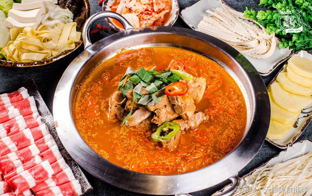 靠一只“章鱼”就火遍99%津城，「二人锅」居然限时满减？！