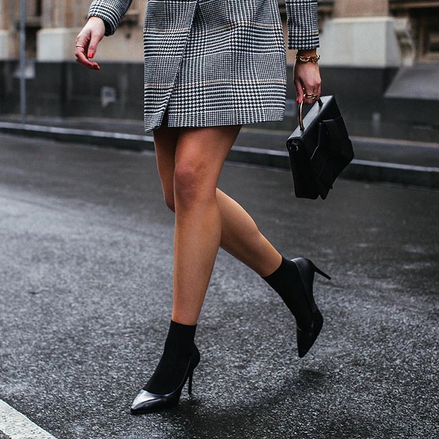 适合20岁女生高跟鞋品牌,小个子高跟鞋搭配连衣裙20岁左右