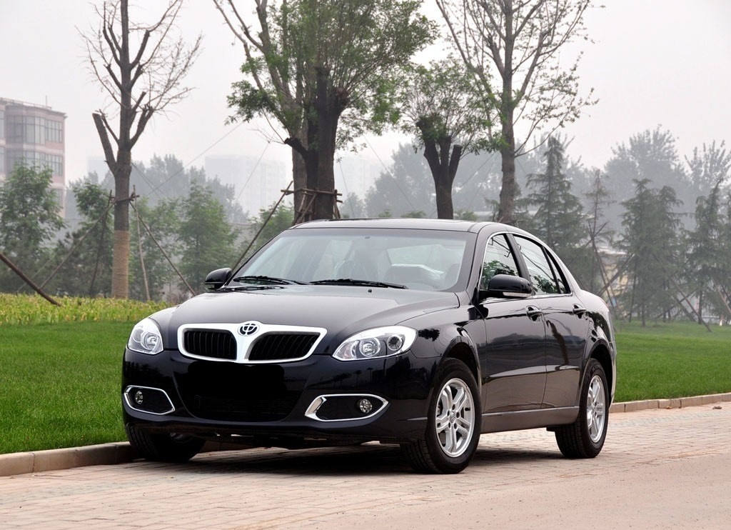 十几万的双叉臂前悬挂的车,二十万左右前双叉臂后多连杆的车