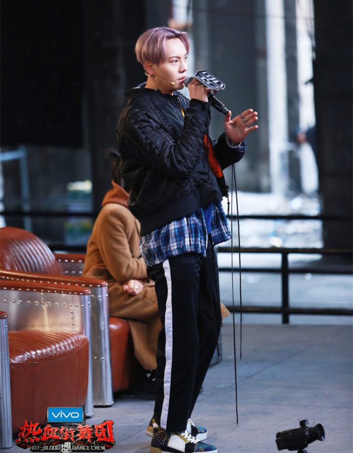 范丞丞乐华手办,范丞丞手办开箱视频