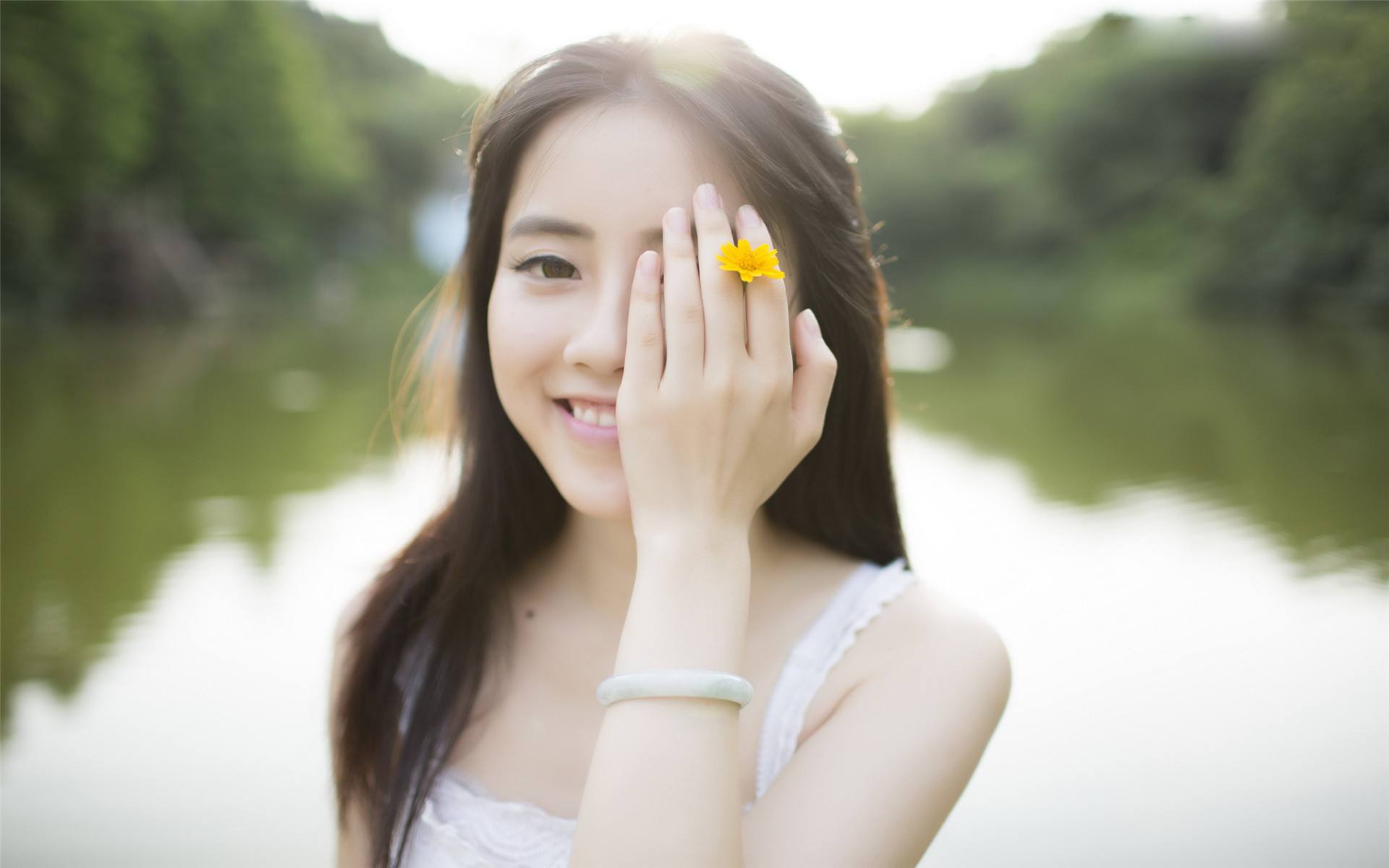 异地男友工作压力大如何关心,异地男友不愿意来我这边发展