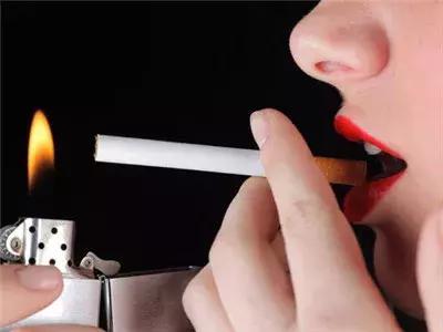 甜食吃多了引发尿路感染,甜食吃多了妇科疾病