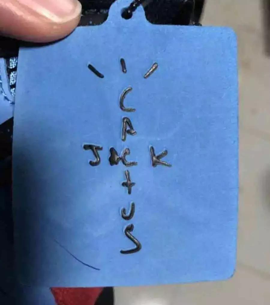 travis scott堡垒之夜 (aj4联名travisscott可以打球吗)