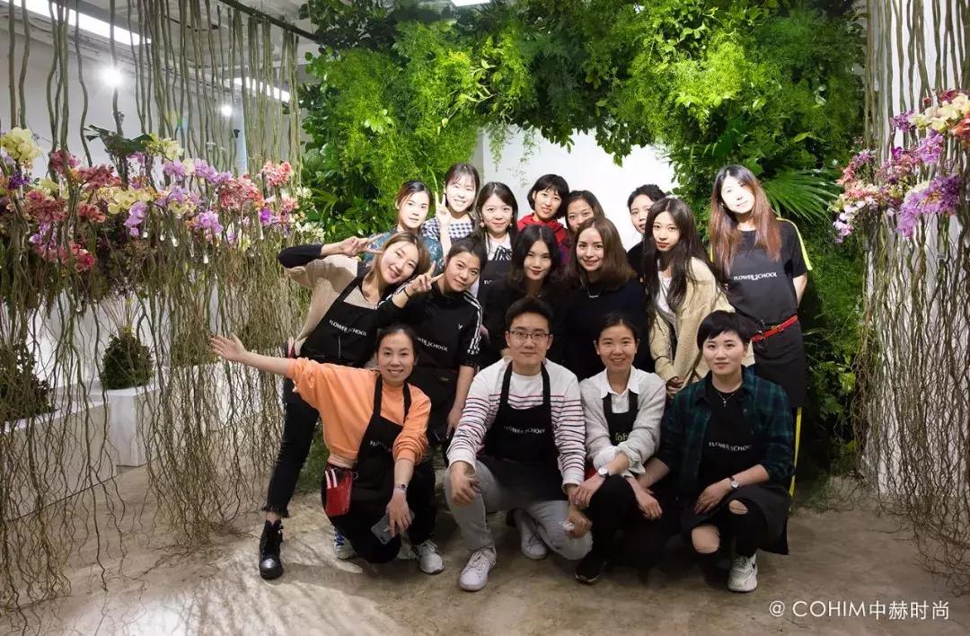 开一家花店就是为了与你相遇,如果你也想开一家花店