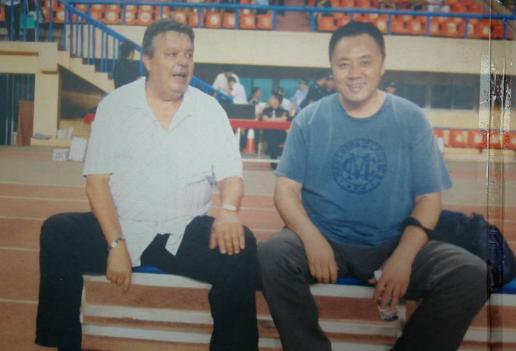 马景涛足球解说,马景涛踢球